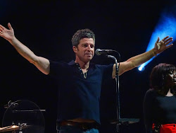 noel flying birds gallagher setlist diego san union credit below island north