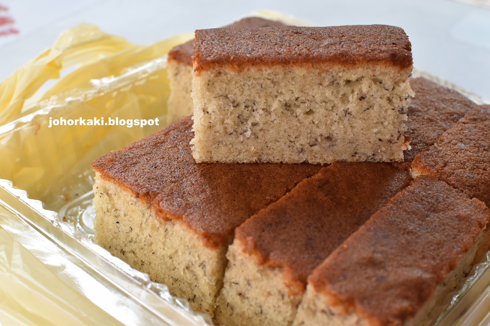 Hiap Joo Banana Cake the Grand Old Lady of Johor Bakeries 协裕面包西果厂