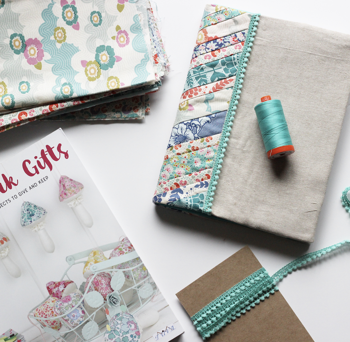 Patchwork Gifts Book Tour: Chevron Notebook Cover | Amista Baker
