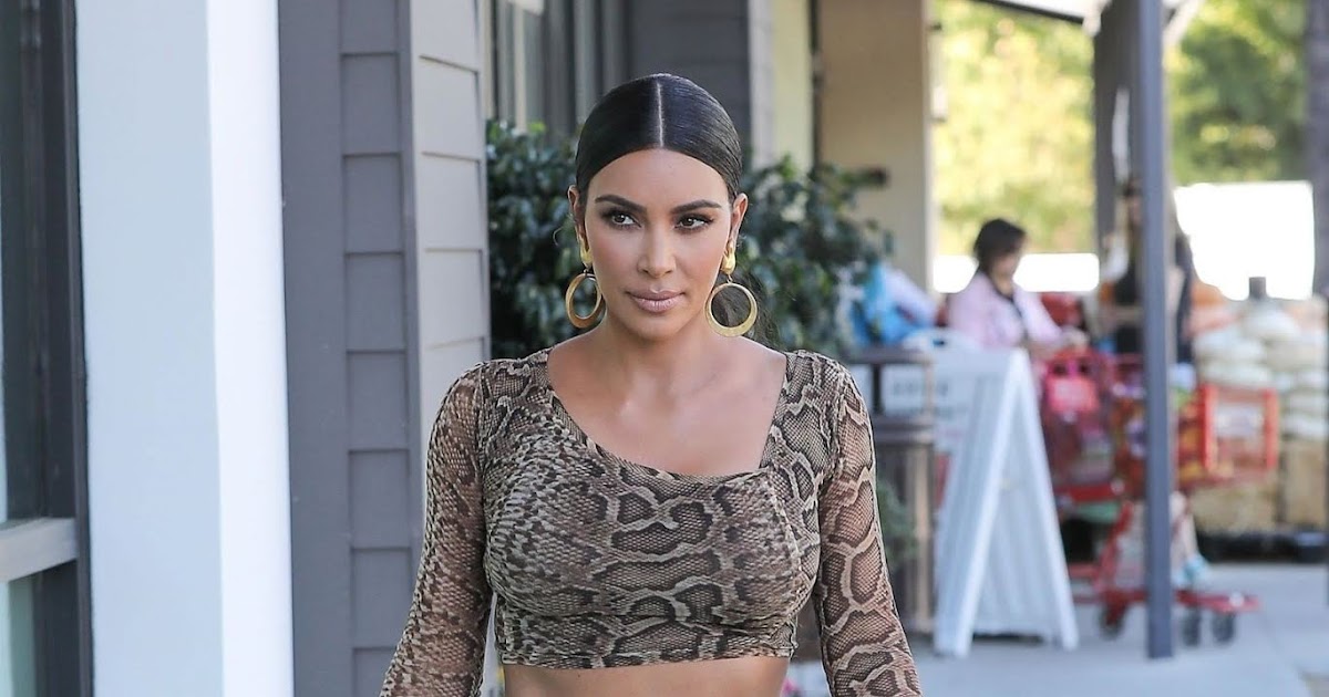 Kim Kardashian Shows Her Sexy Curves At Ulta Beauty Cosmetics Store In