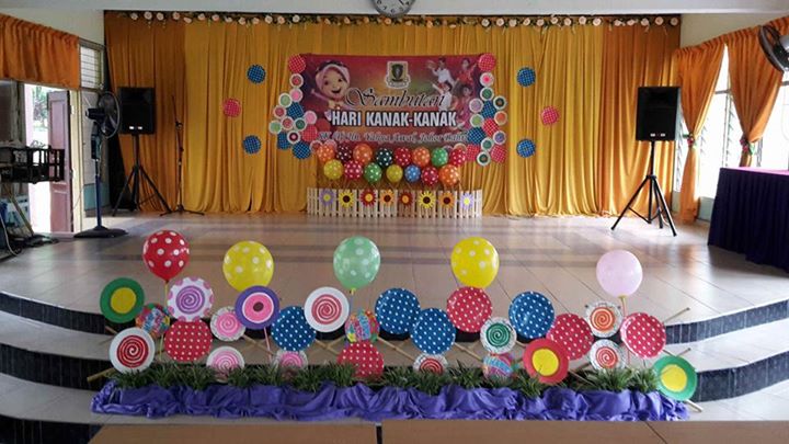 36 Contoh Desain Dekorasi Panggung Acara Perpisahan - Model Desain