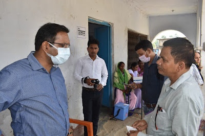 's Atri, Mohra and Bathani blocks concluded peacefully, AnjNewsMedia Gaya Third Phase Polling and DM-SSP: गया जिला के अतरी, मोहड़ा एवं बथानी प्रखंड में तृतीय चरण का मतदान शांतिपूर्ण संपन्न, Polling for the third phase in Gaya district's Atri, Mohra and Bathani blocks concluded peacefully, AnjNewsMedia