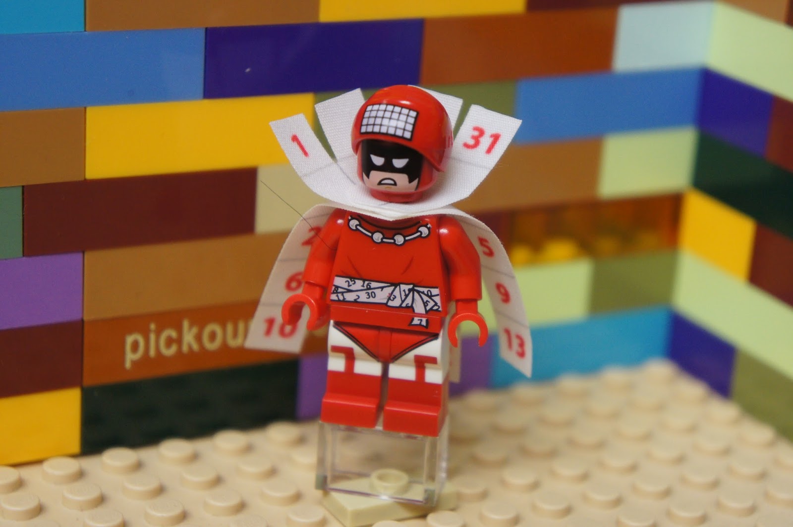 LEGO SH335 The Batman Movie CALENDAR MAN Minifigure Stores ebay