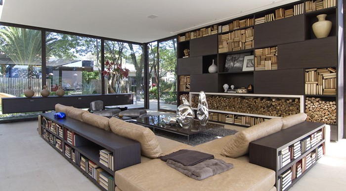 How to Decorate a Living Room with Earth Colors