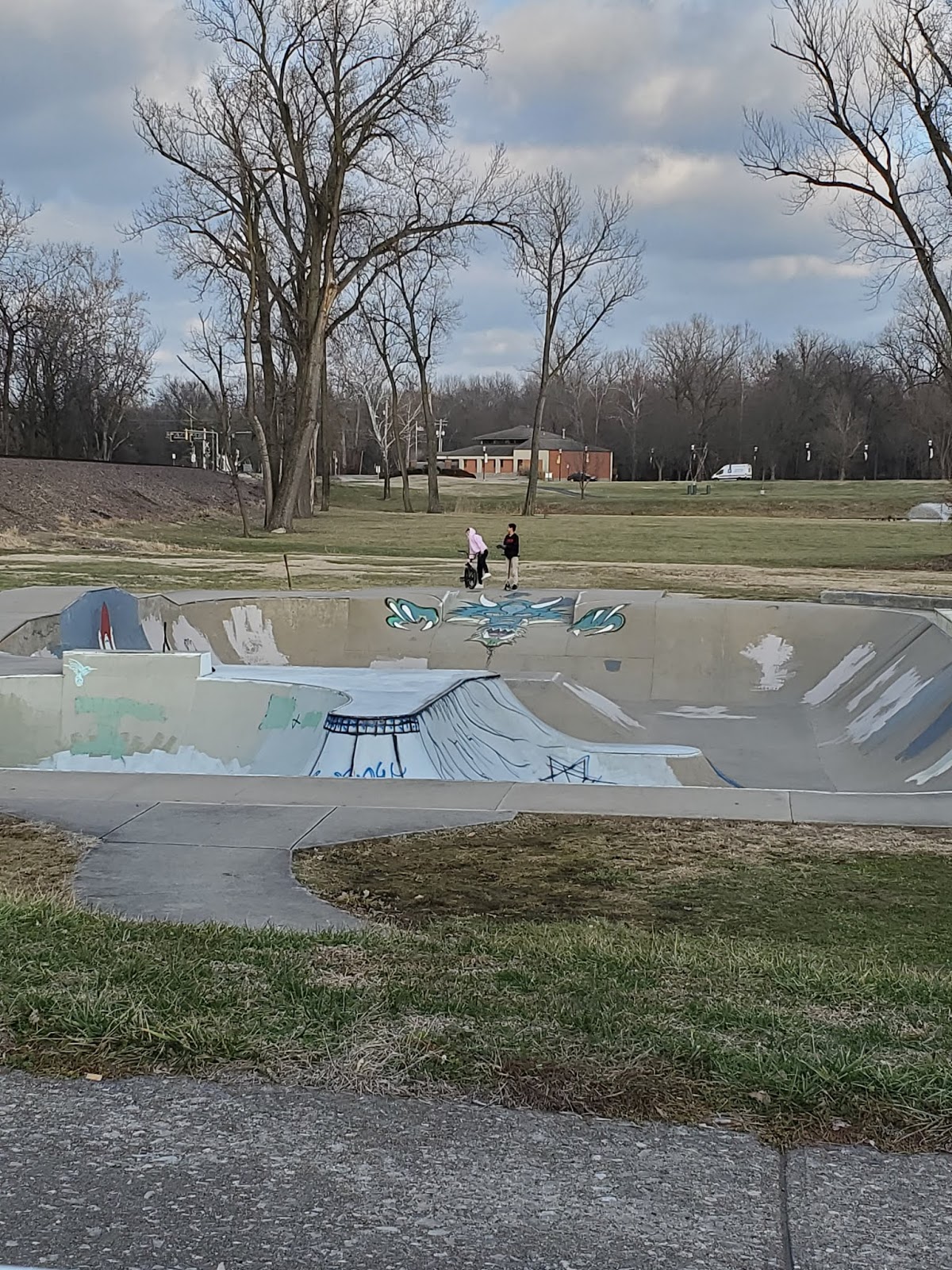 Play St. Louis Belleville Skate Board Park, Belleville IL