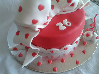 Tarta lazo de corazones