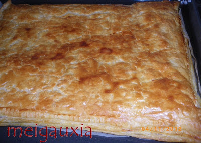  Empanada de <strong>bonito</strong> de <strong>hojaldre</strong> 