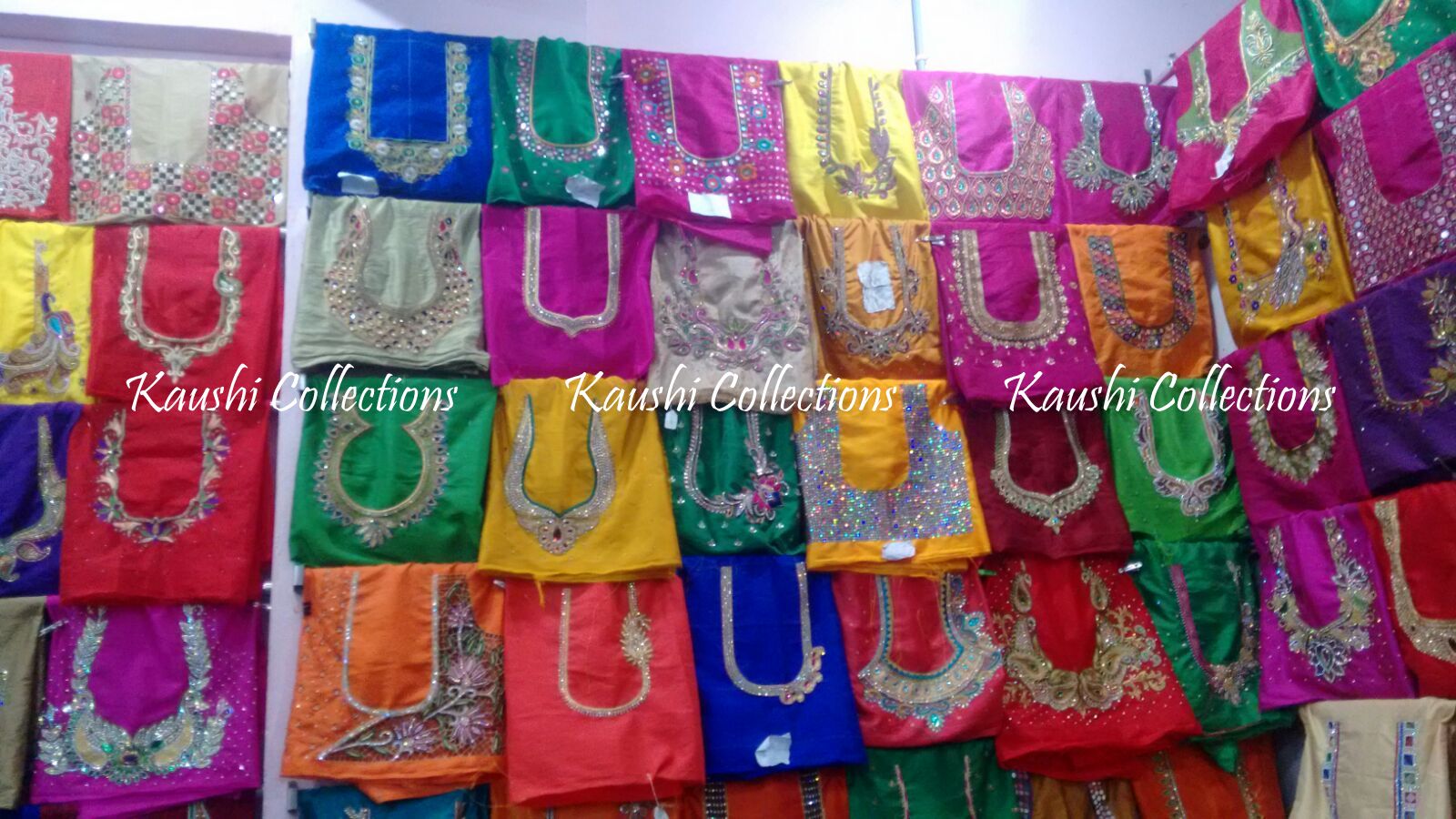 New fashion saree blouses 3 New fashion saree blouses 80