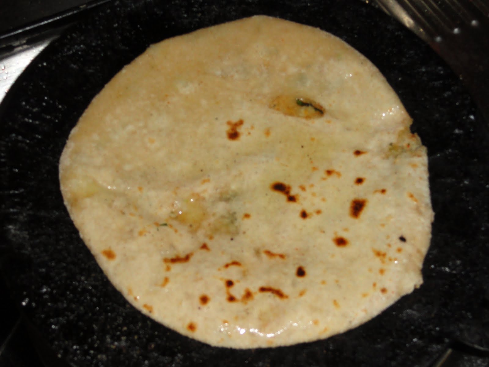 Kitchen mania Potato stuffed Indian bread / Aloo Parantha