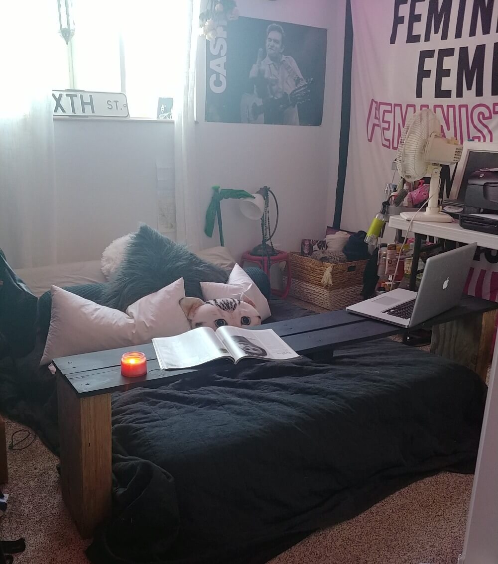 DIY Bed Table Little Vintage Cottage