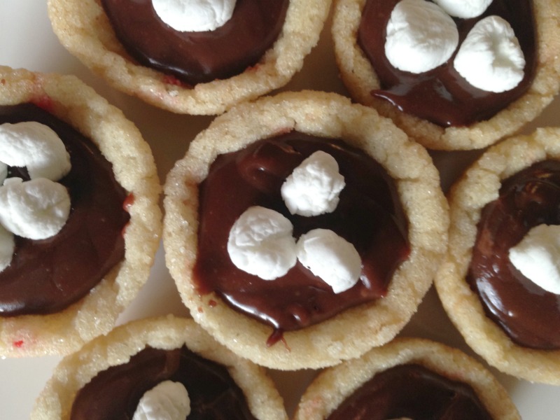 Mint Hot Cocoa Cookie Cups A Hopeful Hood