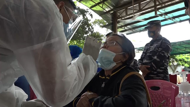 Lantamal IV Tanjungpinang Bersama Tim Relawan Covid-19 Tanjungpinang Gelar Tracing Gratis dan Tes Antigen Murah