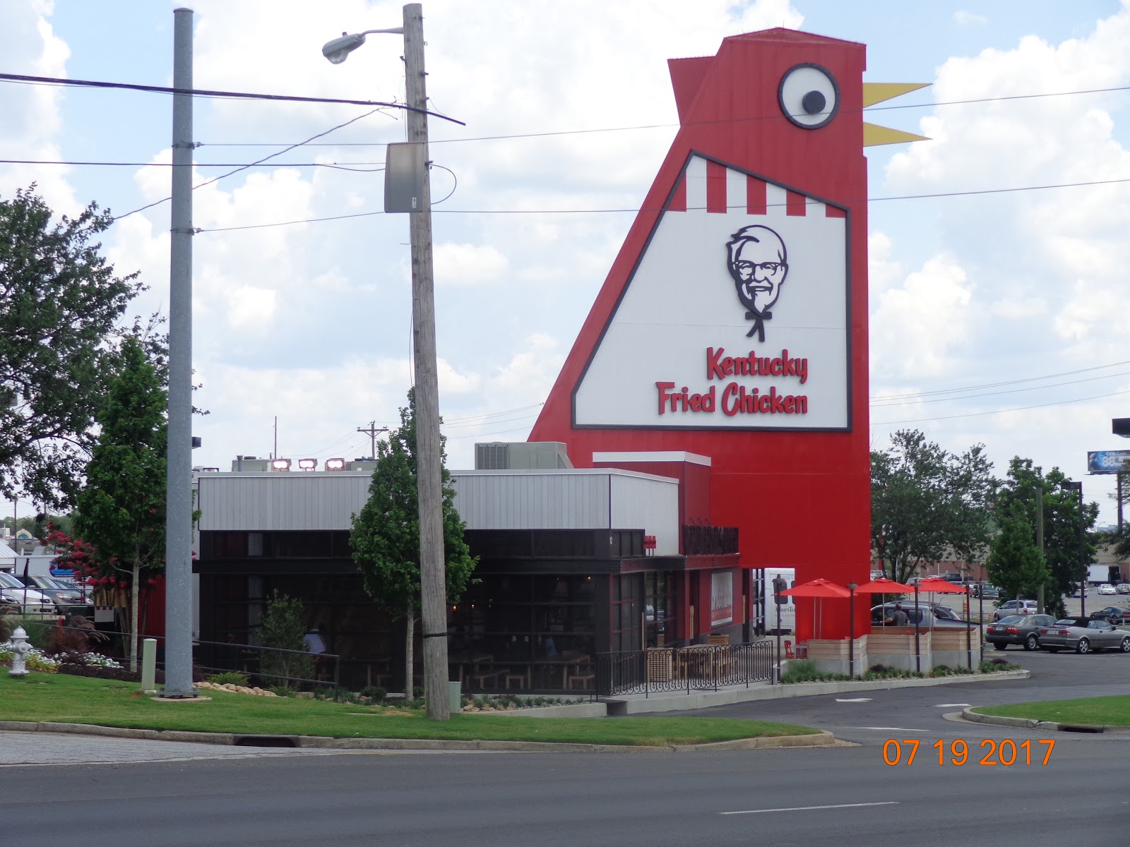 THE BIG CHICKEN THE BIG CHICKEN a Marietta landmark