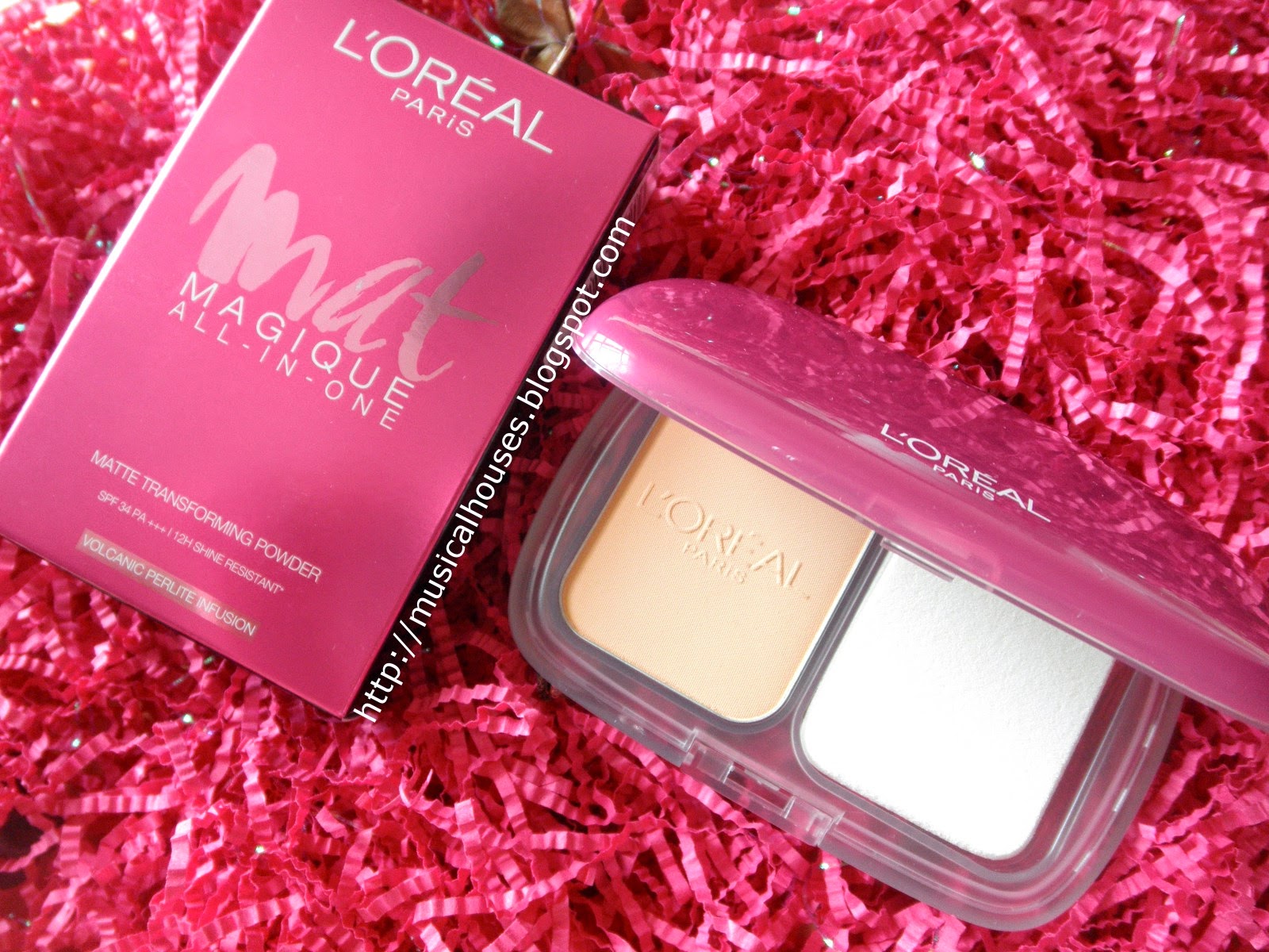L'Oreal Mat Magique Matte Transforming Powder Review and Swatches of