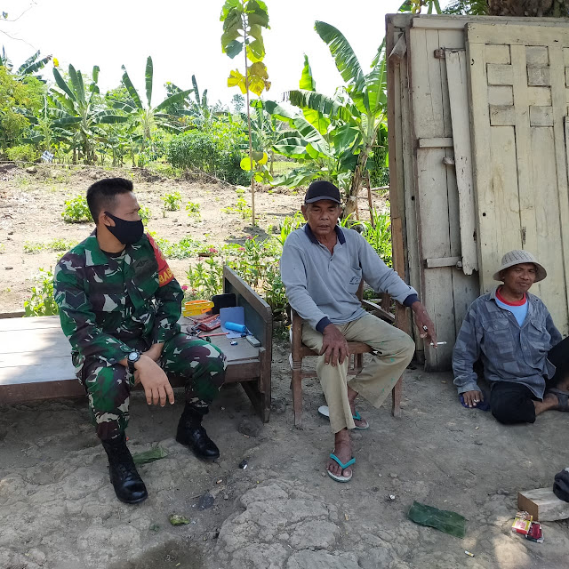 New Normal, Babinsa  Ajak Masyarakat Patuhi Protokol Kesehatan