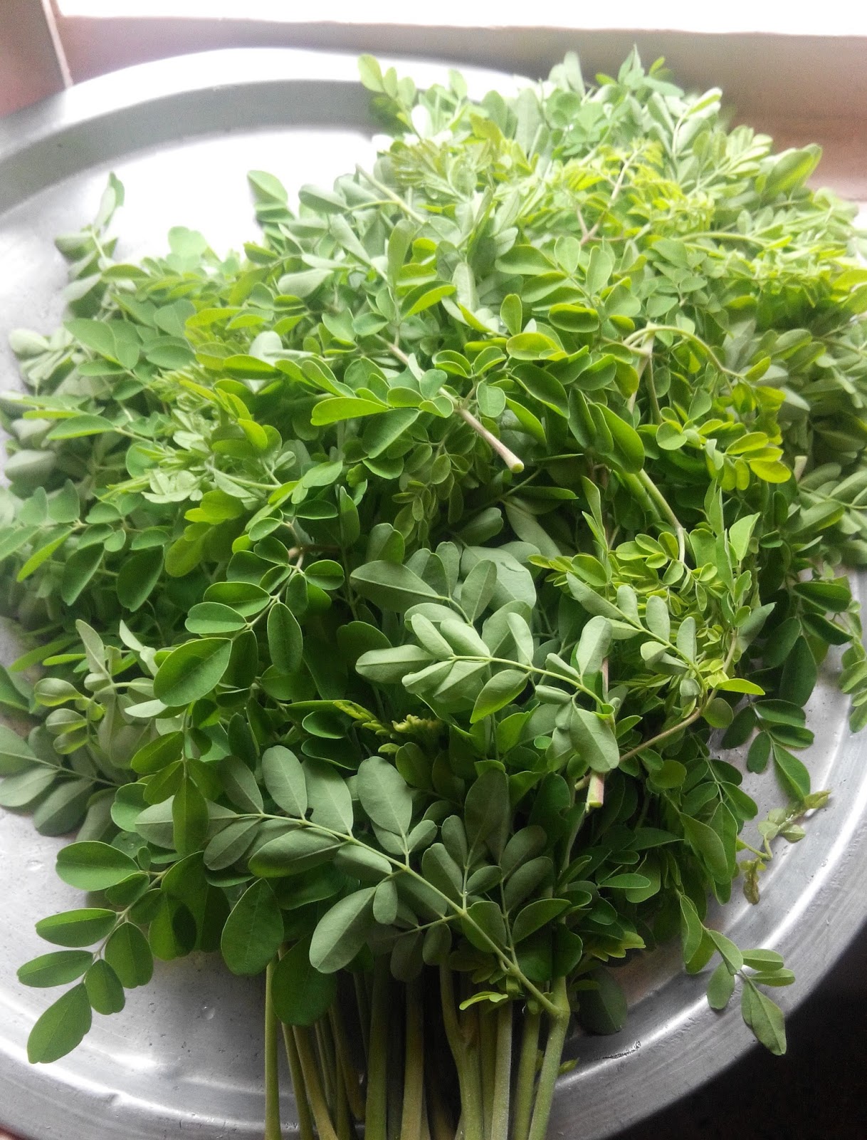 QUICK SAMBAR / DRUMSTICK LEAVES SAMBAR