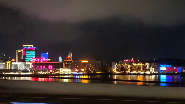 Macau à noite