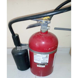 types of fire extinguishers and their uses, fire extinguisher use@electrical2z