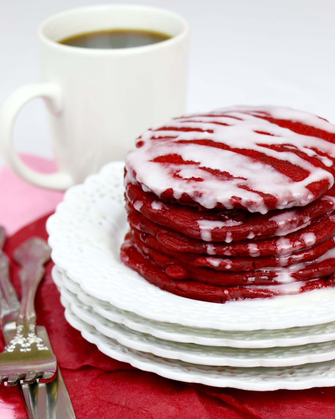 {VIDEO} Easy Red Velvet Pancakes with Cream Cheese Glaze The Lindsay Ann