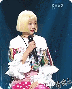 볼빨간 사춘기 안지영.gif | 인스티즈