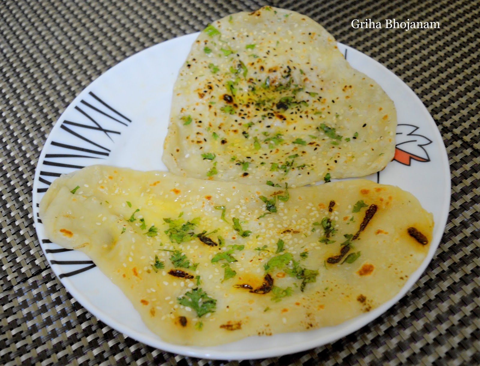 Griha Bhojanam Butter Naan