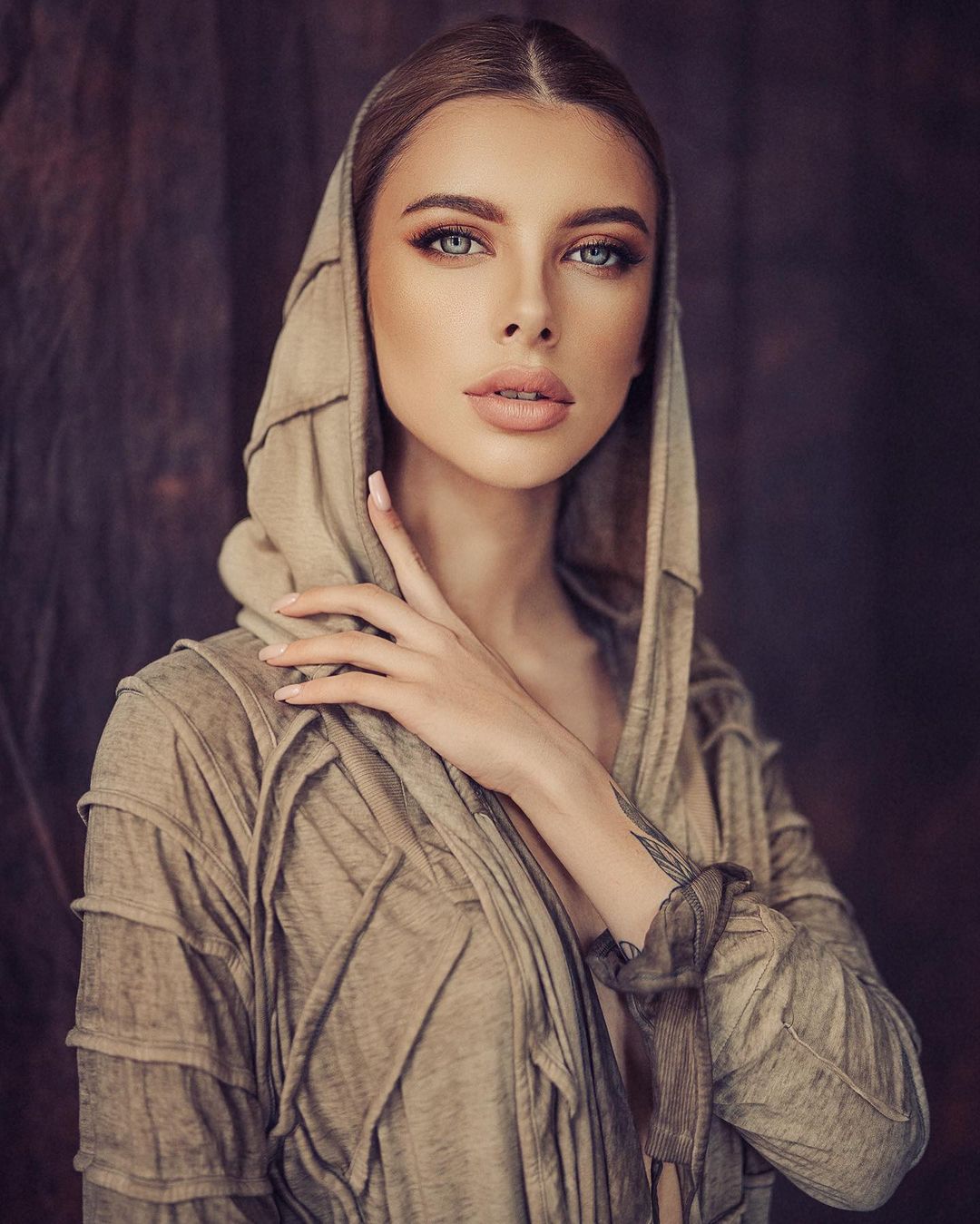 Europe Beautiful Girls DP