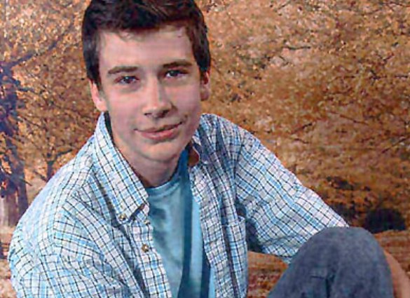 Diferen A Viva Mais Um Jovem Se Mata Ap S Sofrer Bullying Homof Bico 2012 04 29 Jack Reese
