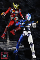 SH Figuarts Kamen Rider Vulcan Shooting Wolf 57