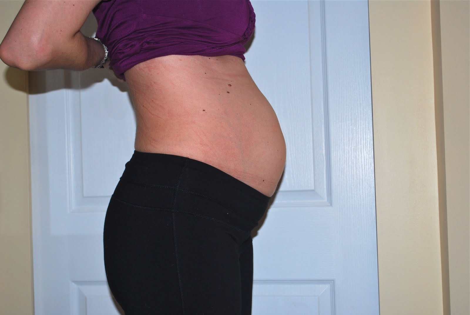 Four Months Pregnant With Twins 42