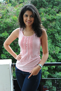 Deeksha Seth Latest Photo Stills [cinebrain.in]
