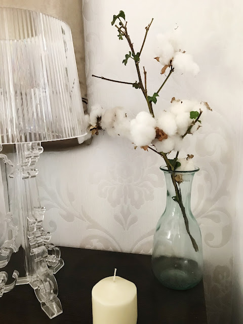 Aires de otoño para nuestra casa mesita de noche decorada para el otoño