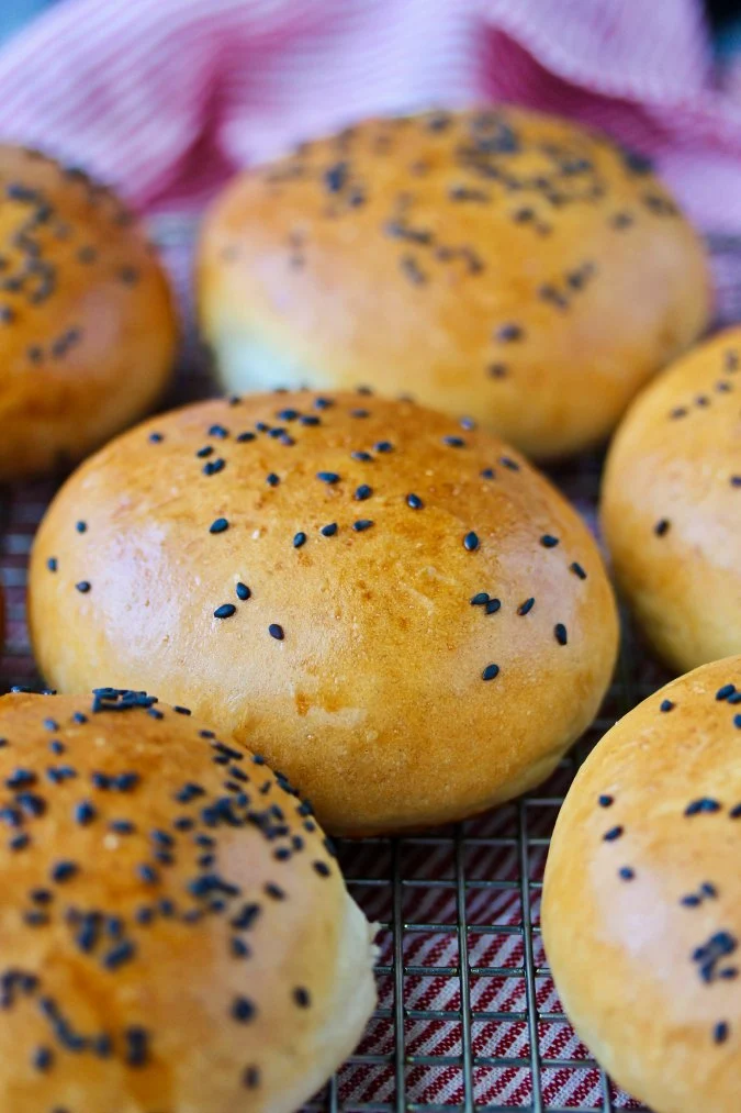 White Rye Sandwich Buns Karen's Kitchen Stories