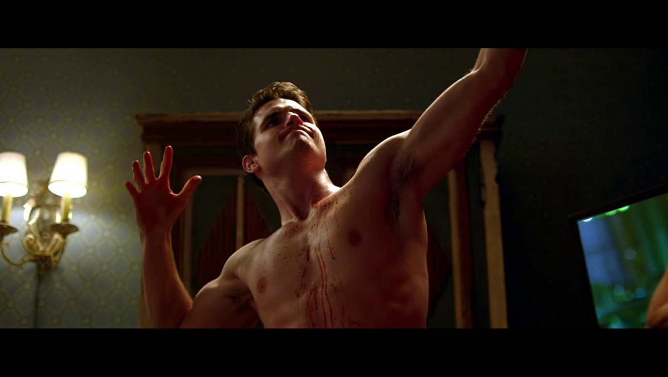 31 Days of Horror Hunks - Day 1 - Robbie Amell shirtless in The Babysitter.