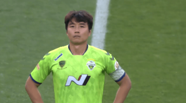 theqoo inserted image