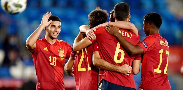 إسبانيا تفوز على سويسرا بهدف نظيف وتتصدر مجموعتها إسبانيا تفوز على سويسرا بهدف نظيف وتتصدر مجموعتها