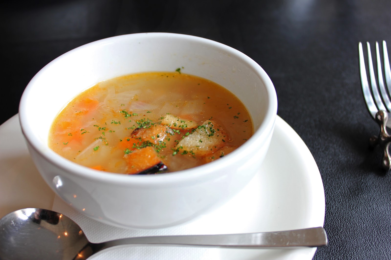 レンズ豆のスプラウトの作り方 - 食用のスプラウトまたはスプラウトとは何ですか?