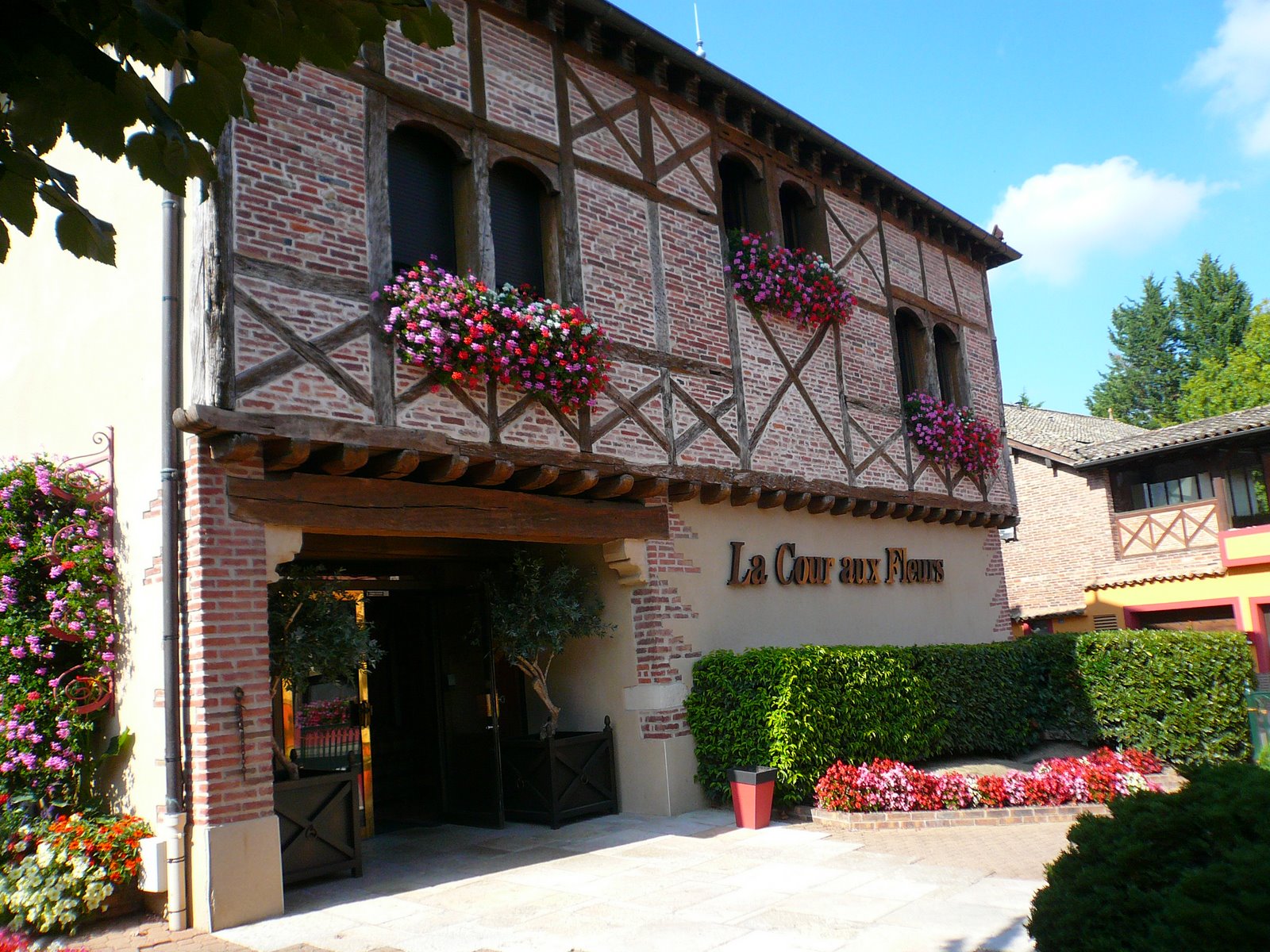 Ecrire, chanter et voyager Vonnas, luxe et gourmandise