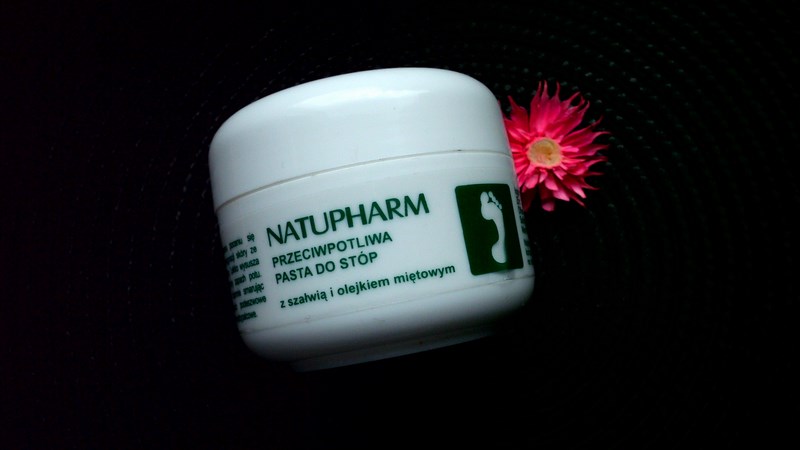 Nadmierna potliwość stóp, jak zaradzić?