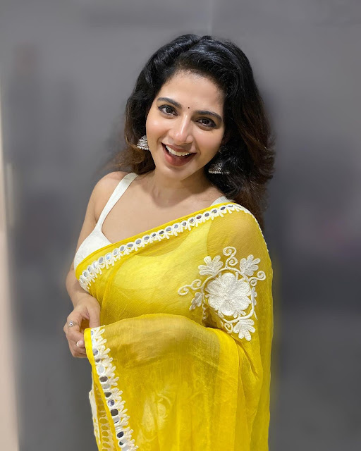 Iswarya Menon  (Indian Actress) Wiki, Age, Height, Family, Career, Awards, and Many More