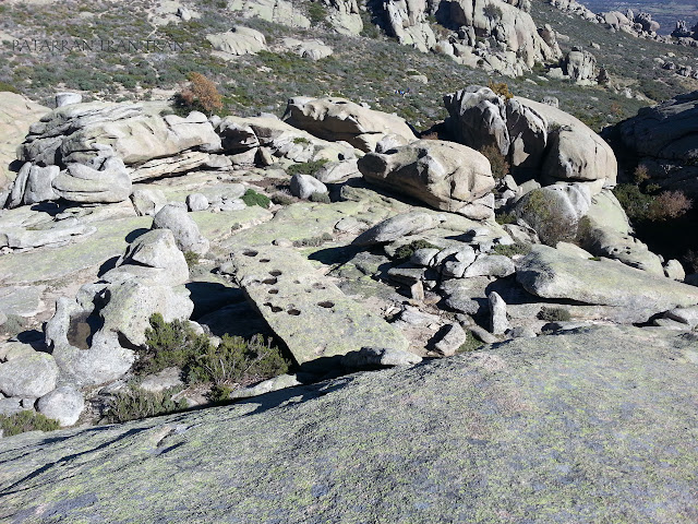 El Yelmo con niños. La Pedriza. Parque Nacional de Guadarrama.