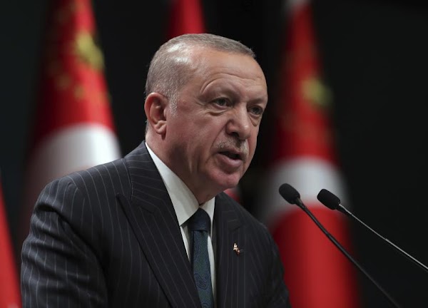 Erdogan: Macron Anda tak Bisa Kuliahi Soal Kemanusiaan!