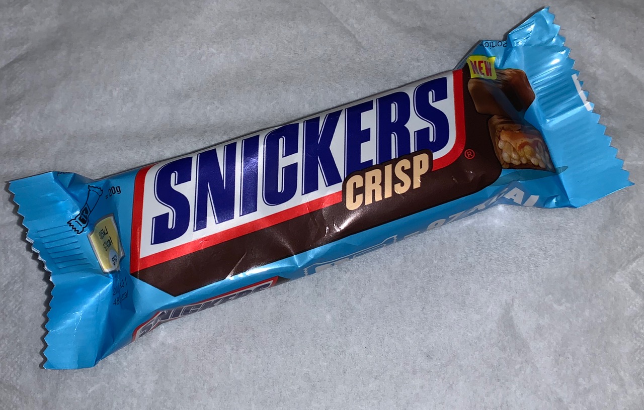 FOODSTUFF FINDS: New Snickers Crisp (WH Smiths) By @Cinabar