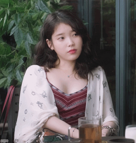 진짜로 섹시한 아이유