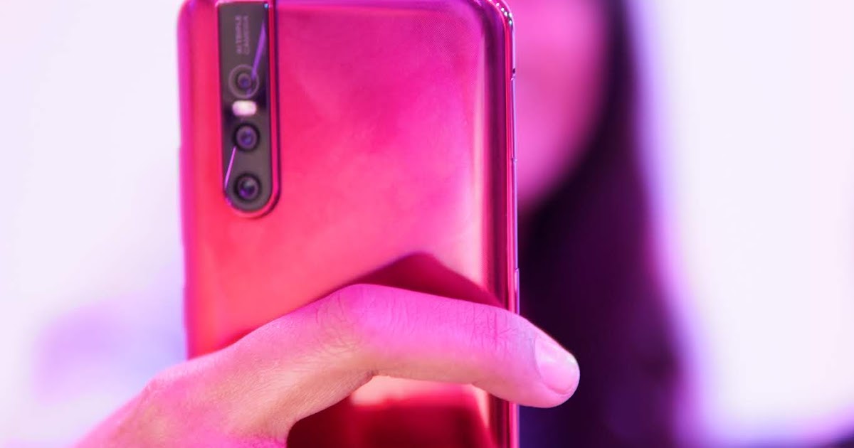 TechManual PH V15 and V15 Pro Launched Are Retractable Selfie Camera