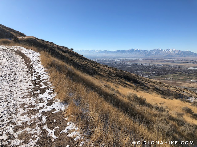 Hiking to Matt's Arch & Meridian Peak