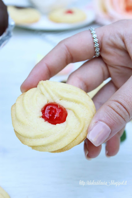 Biscotti di frolla montata