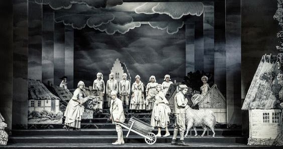 Seni Teater Menurut Definisi Dan Jenisnya Tegaraya Com