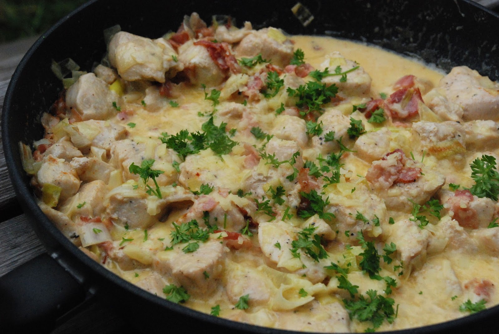 Smaskelismaskens Kycklinggryta med bacon och västerbottensost