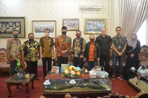 Di Depan Walikota Padang, Dirut TV Daerah iNews TV Puji Orang Minang