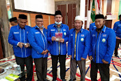 Nikah Satu Malam Buku Karya Ka. KUA Lhoksukon Tiba Ditangan Kakanwil Kemenag Aceh